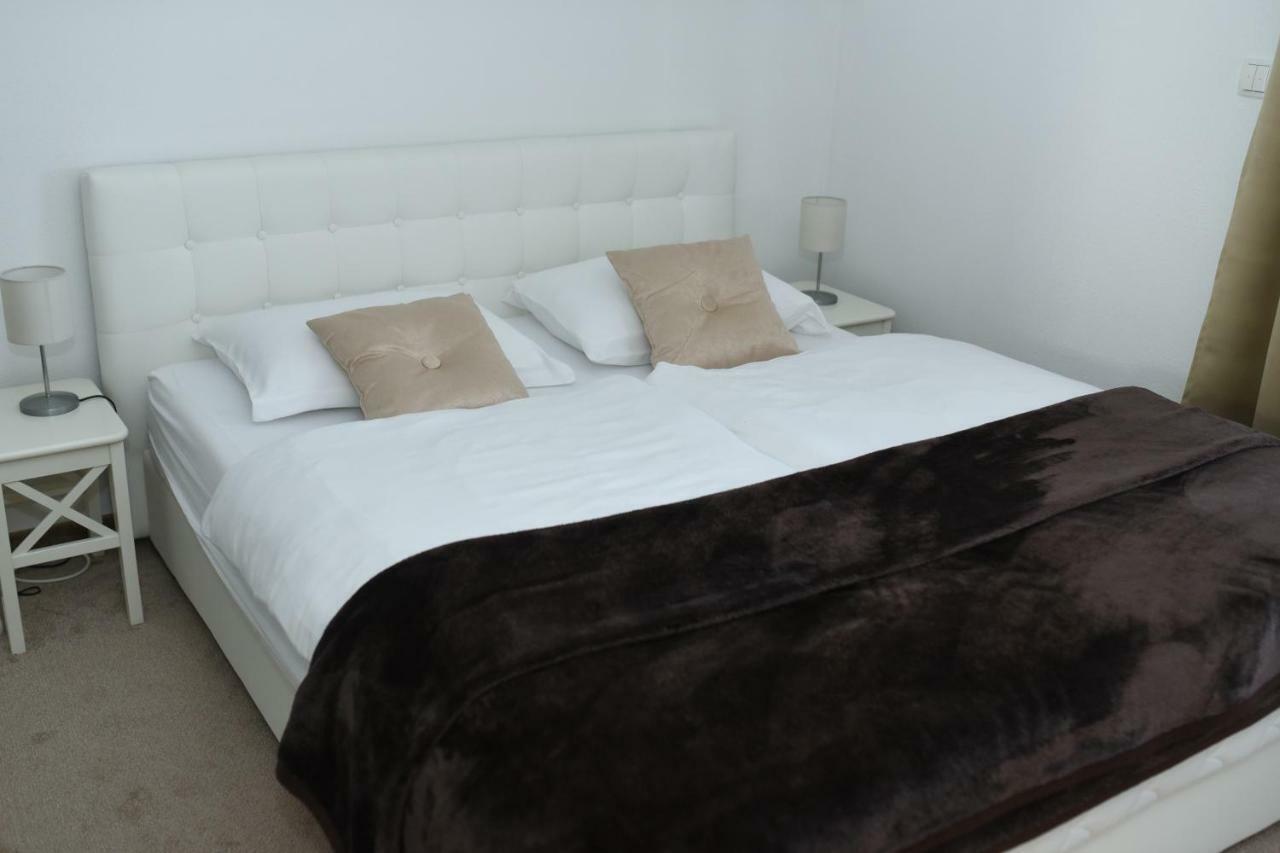 Apartman 리브노 외부 사진
